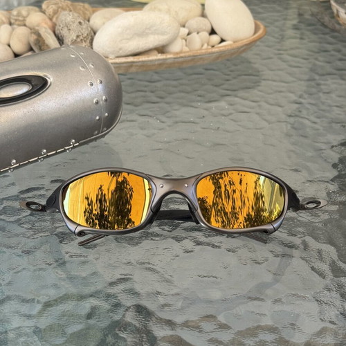 Oakley Juliet X-Metal sunglasses with gold iridium polarized lenses