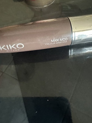 KIKO Maxi Mid Mascara Brown like new