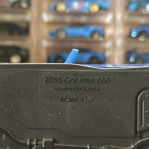 Maisto 2015 Corvette C7 Z06 1/24 scale like new