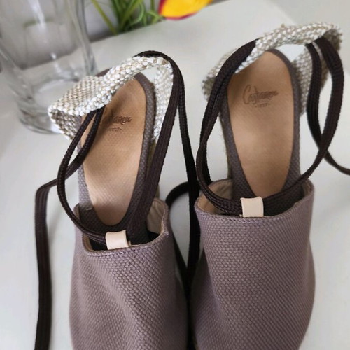 Castaner platforms used beige with brown laces size 37