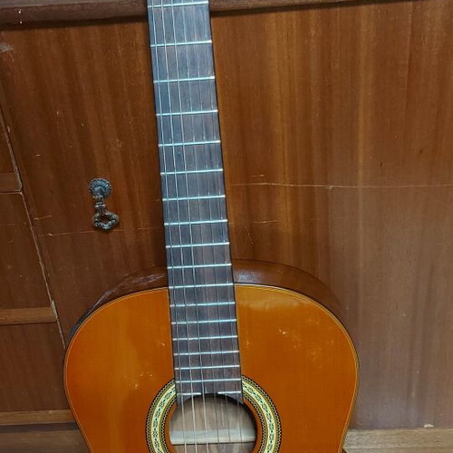Electroacoustic guitar like new