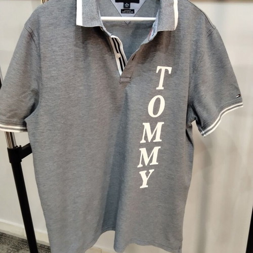 Tommy Hilfiger Polo shirt XL custom fit like new, grey and white