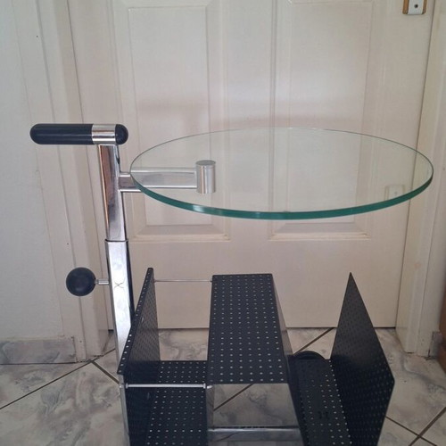 Adjustable vintage coffee table with wheels