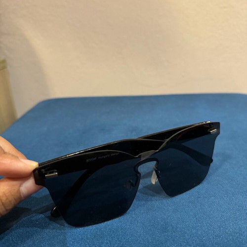 Sunglasses like new unworn