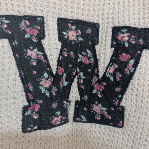 Women's sweater ecru with embroidery like new