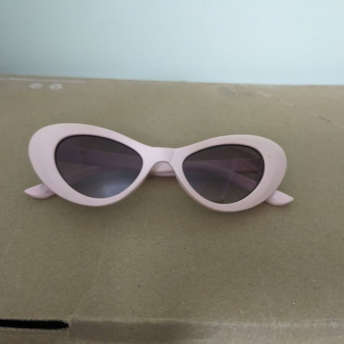 Cateye sunglasses used, girls, pink pastel, Mango brand
