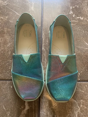 TOMS εσπαντρίγιες μέγεθος 33 σαν καινούργιο, μπλε