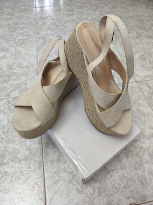 Espadrille suede beige platform sandals size 39 like new