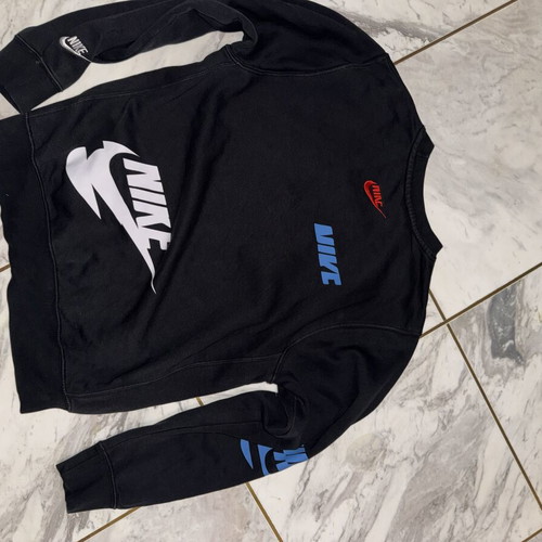Nike sweatshirt, black, size small