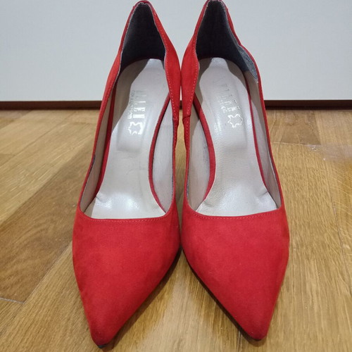 Ellen pumps size 40 used, red and black