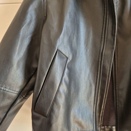 Μαύρο δερματίνη τζάκετ Zara καινούργιο, μέγεθος M