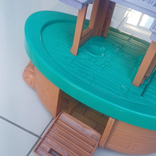 Fisher Price Little People Noah's Ark toy, 2009 model