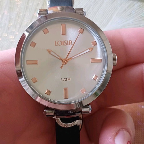 Loisir women's watch like new with black leather strap and rose gold details