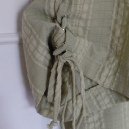 Cotton shirt like new, green tones, unique sleeves