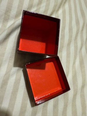 Coach box like new