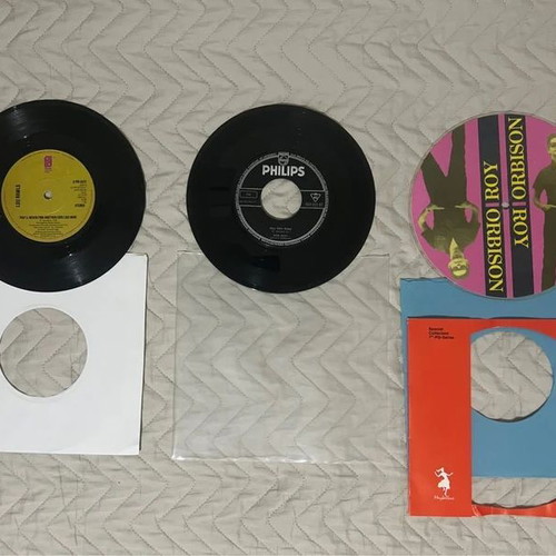 45 RPM record collection like new, lot of 14 discs