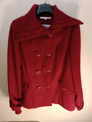 Tally Weijl red coat like new, size medium