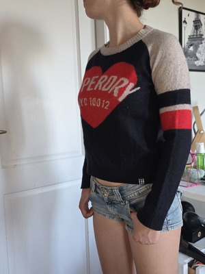 Superdry knit sweater S used with bold red heart logo