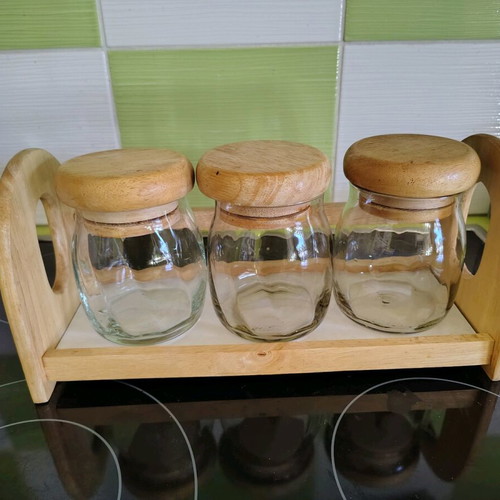 Set of 3 glass containers with wooden lid and base like new