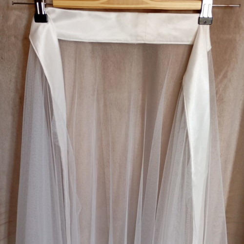 Tulle Tunic white with satin ribbon one size new