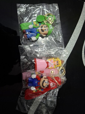 Μπρελόκ Super Mario Luigi & Peach καινούργια, σετ 3 τεμαχίων