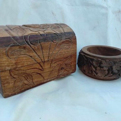 Wood Carved Chest and Bowl from India like new