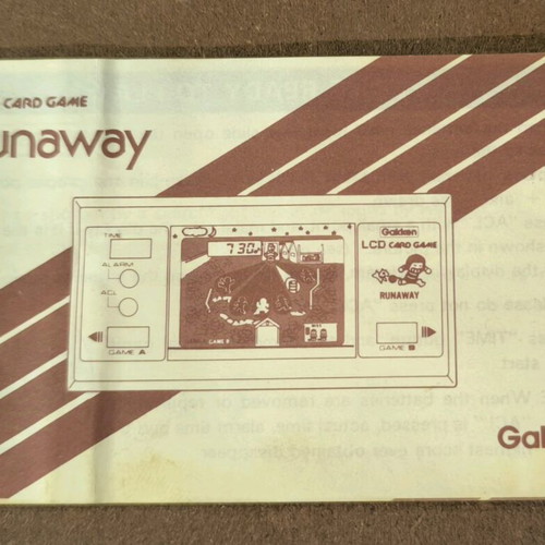 Gakken Runaway LCD Card Game like new, complete in box