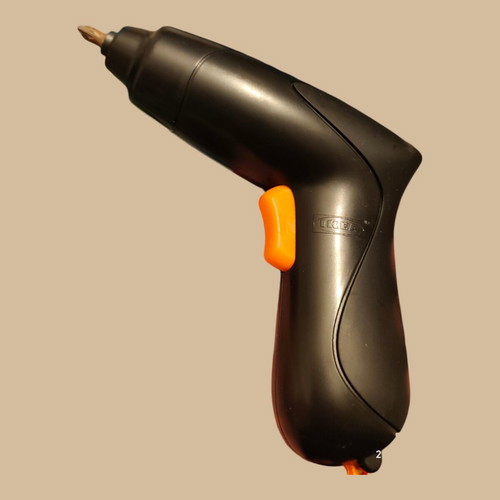 Rechargeable electric screwdriver used with charger and bit