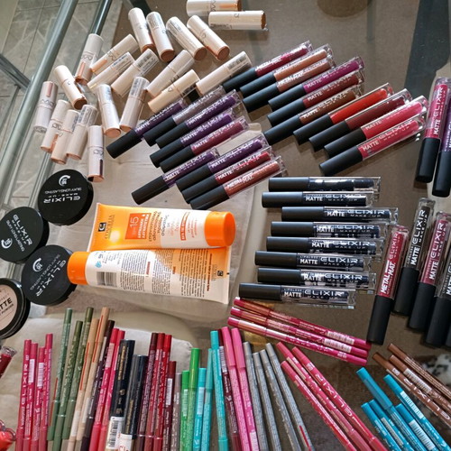 Makeup items new, over 200 pieces