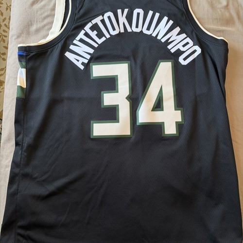 Antetokounmpo Statement Edition 2020 Jersey size L like new