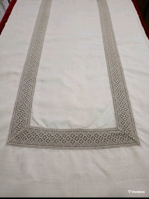 Handmade crochet and ajour table runner on linen 1.40x0.75 new
