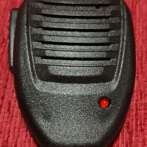 Baofeng wireless microphone like new with indicator LED