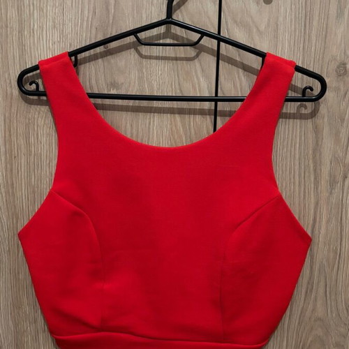 Orange crop top like new, size M-L with gold zipper