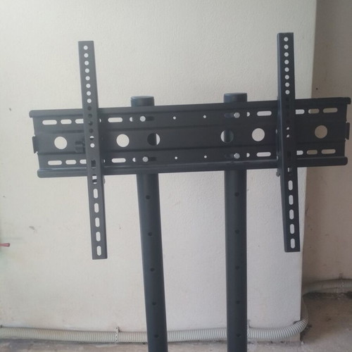 TV stand like new, 150 cm height with wheels