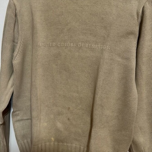 Benetton sweater used, size small, beige