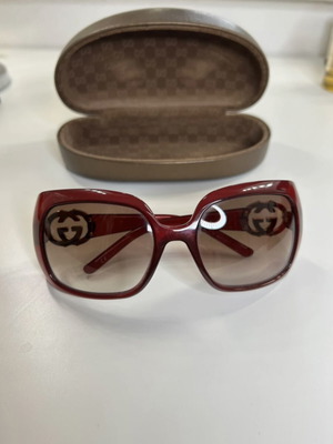 Gucci sunglasses used with case