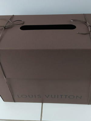 Κουτί Δώρου/Αποθήκευσης Louis Vuitton 50 x 35 x 25 cm