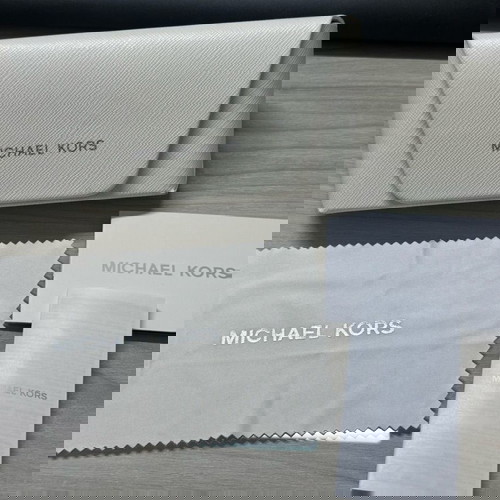 Michael Kors MK5004 Chelsea Aviator Sunglasses like new with full set