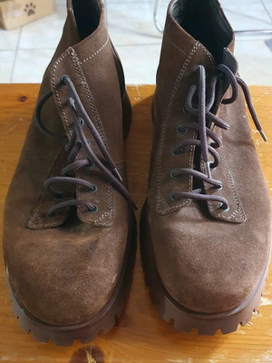 Lumberjack boots unused, brown suede, size 44