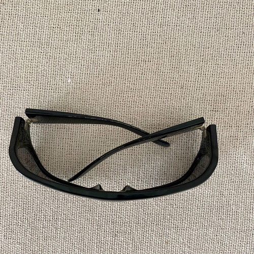 Vogue mask sunglasses used, black with case