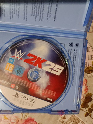 PlayStation 5 games pack like new with God of War Ragnarok and NBA 2K 2025