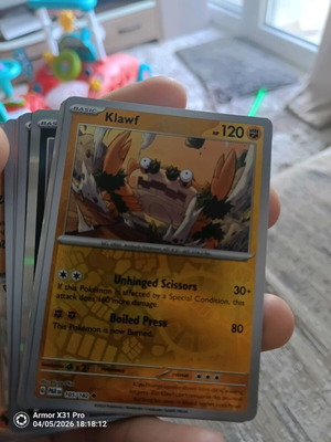 Pokemon Klawf (PAR 105) like new, Paradox Rift Rare Holo
