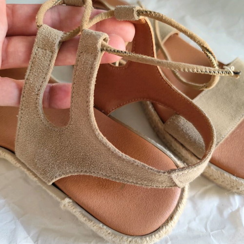 Beige suede women's sandals size 37 like new