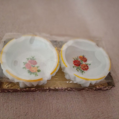 Vintage Milk Glass Ashtray Set 70s new