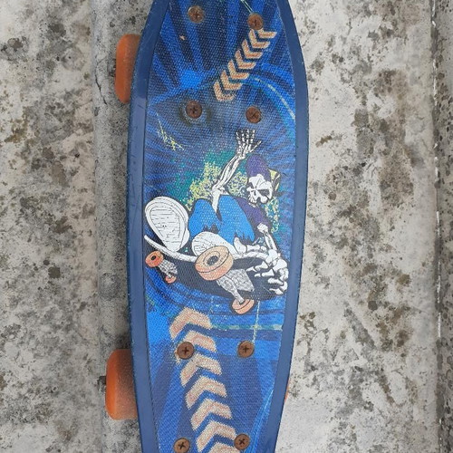 Children's skateboard used, small 42 cm deck