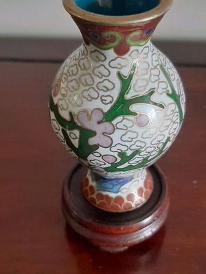 Cloisonne used, height 7.5 cm