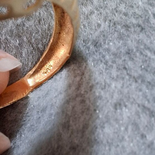 Σετ χρυσά χειροπέδα και δαχτυλίδι 14Κ αφόρετο με μαύρες πέτρες