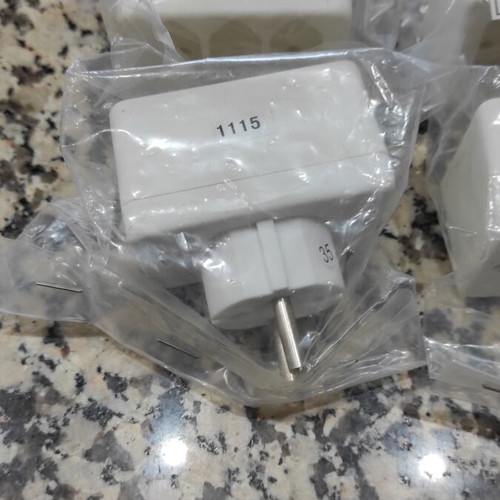 Power adapters white color Schuko bipolar pack of 4 new
