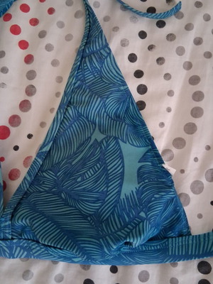 Women's bikini top like new, size M, blue turquoise