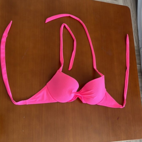 H&M Bikini Top new, size 75B, pink
